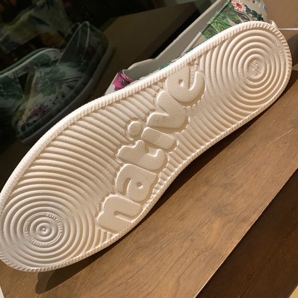 Native shoes - Picture 5 of 6